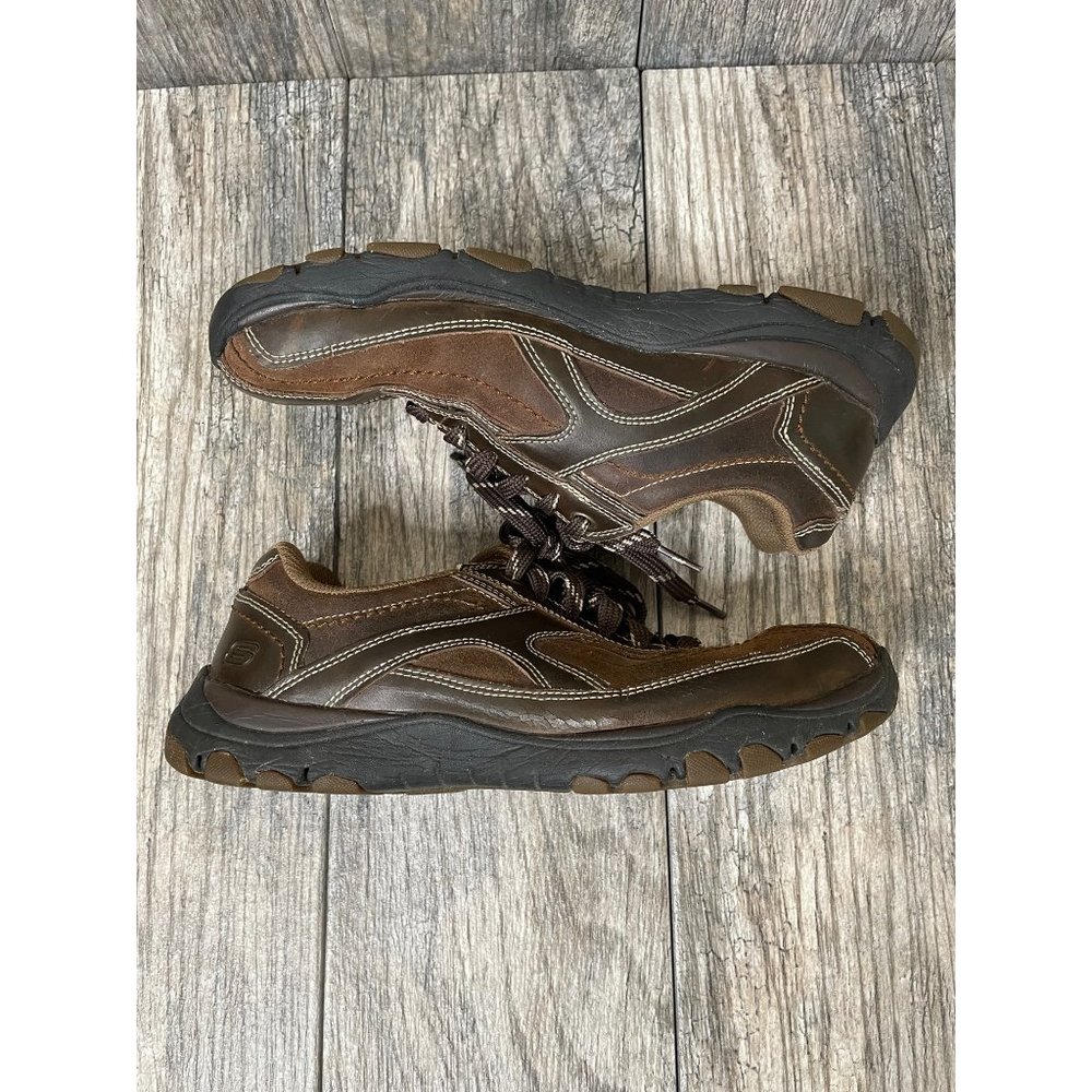 SKECHERS RELAXED FIT Memory Foam Leather Upper Casual Mens Shoes size 8 - Picture 4 of 12